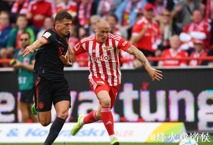 葡体中场西蒙斯：拜仁是支非常强大的球队，我们