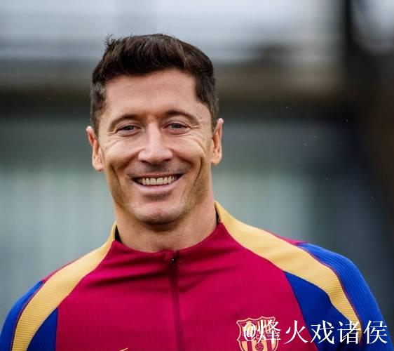 莱万续约巴萨现转机?经纪人密会拉波尔塔 莱万续约巴萨现转机?经纪人密会拉波尔塔