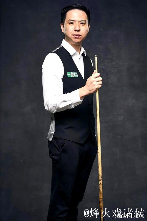 斯诺克大师赛：吴宜泽携手肖国栋晋级八强