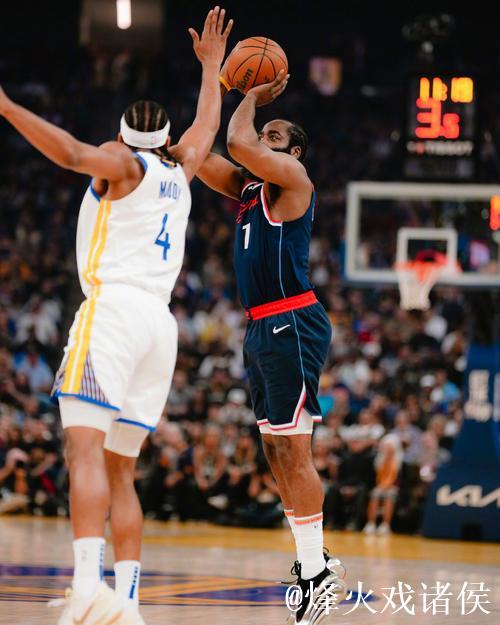 哈登达成里程碑快船不敌独行侠 缺核心雄鹿大胜奇才