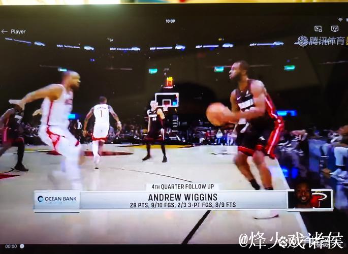 亚历山大爆砍54分助雷霆豪取13连胜 火箭险胜骑士仅1分之差